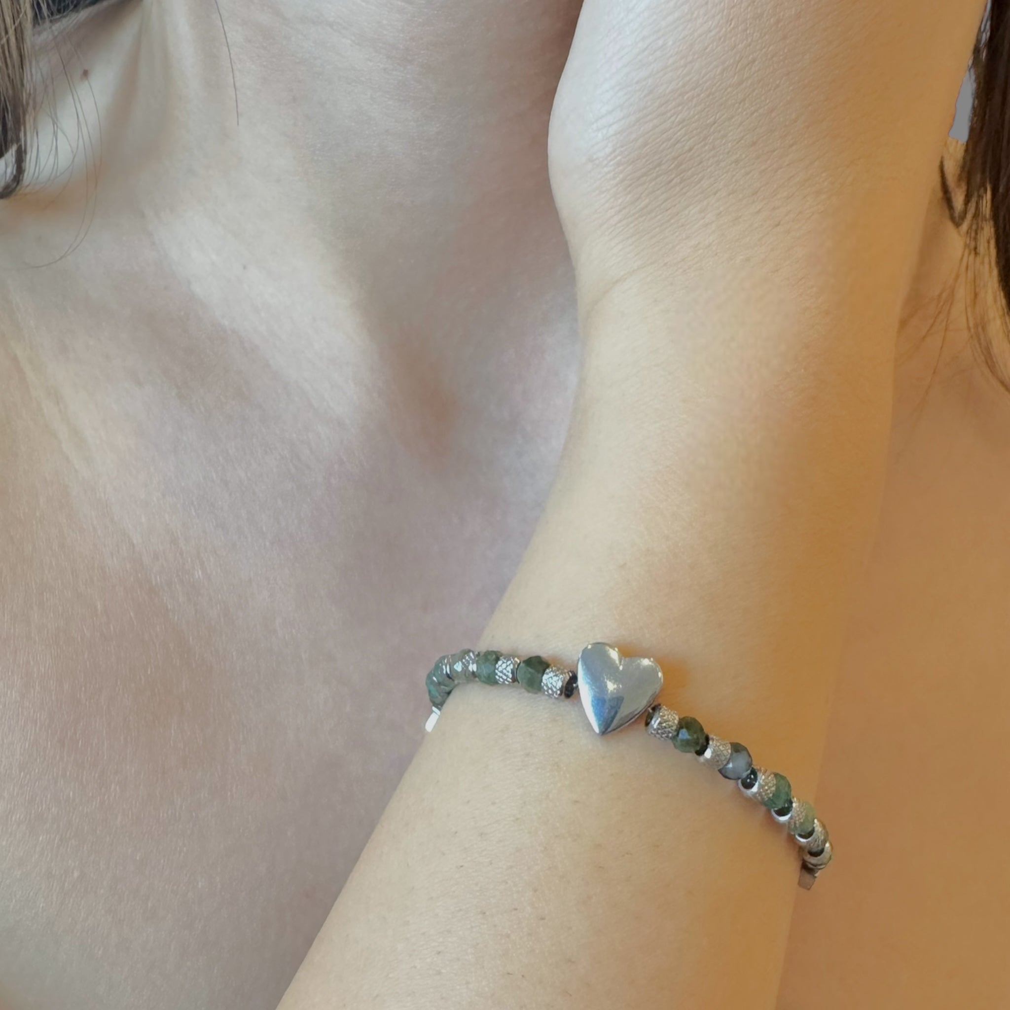 Bracciale smeraldo con cuore e stelle Sharifa Crystals